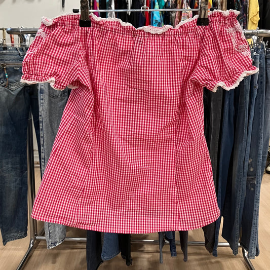 amisu white red gingham sinched off the shoulder short sleeve shirt