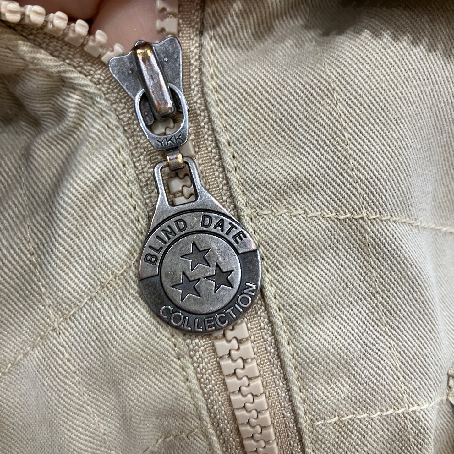 blind date '00s giacca cargo in denim beige con zip