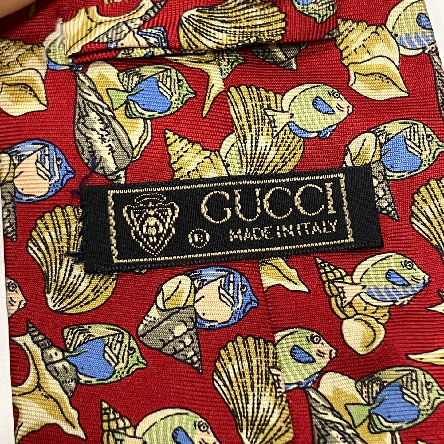 gucci '90s cravatta in seta rossa con conchiglie
