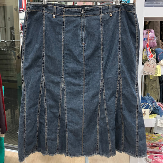 marina rinaldi sport '00s gonna midi in denim washed con rifiniture frangiate
