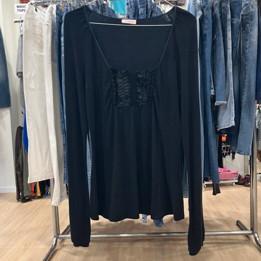 max&co 00s black long sleeve top with lace frils