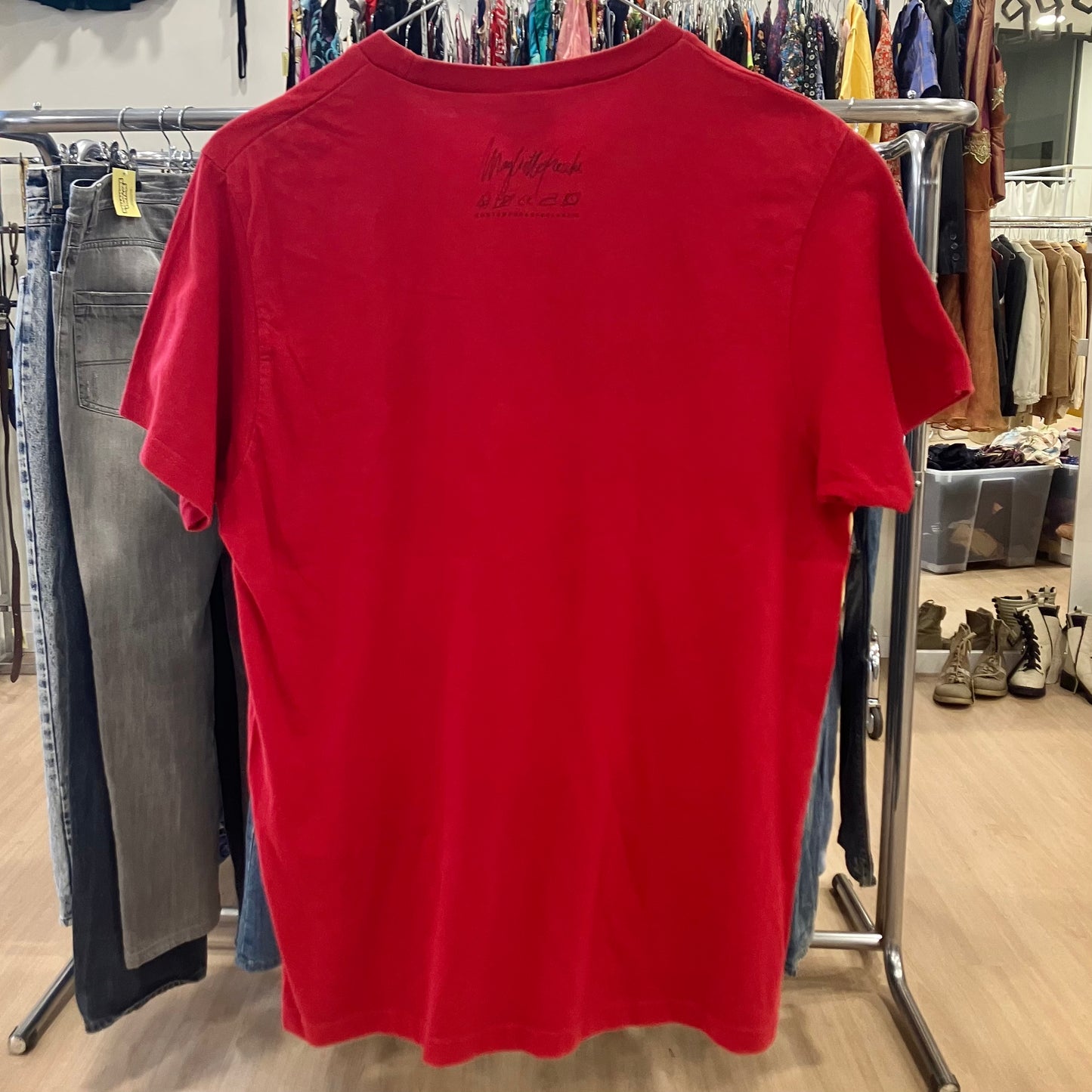 russell '00 tshirt rossa barchette di carta