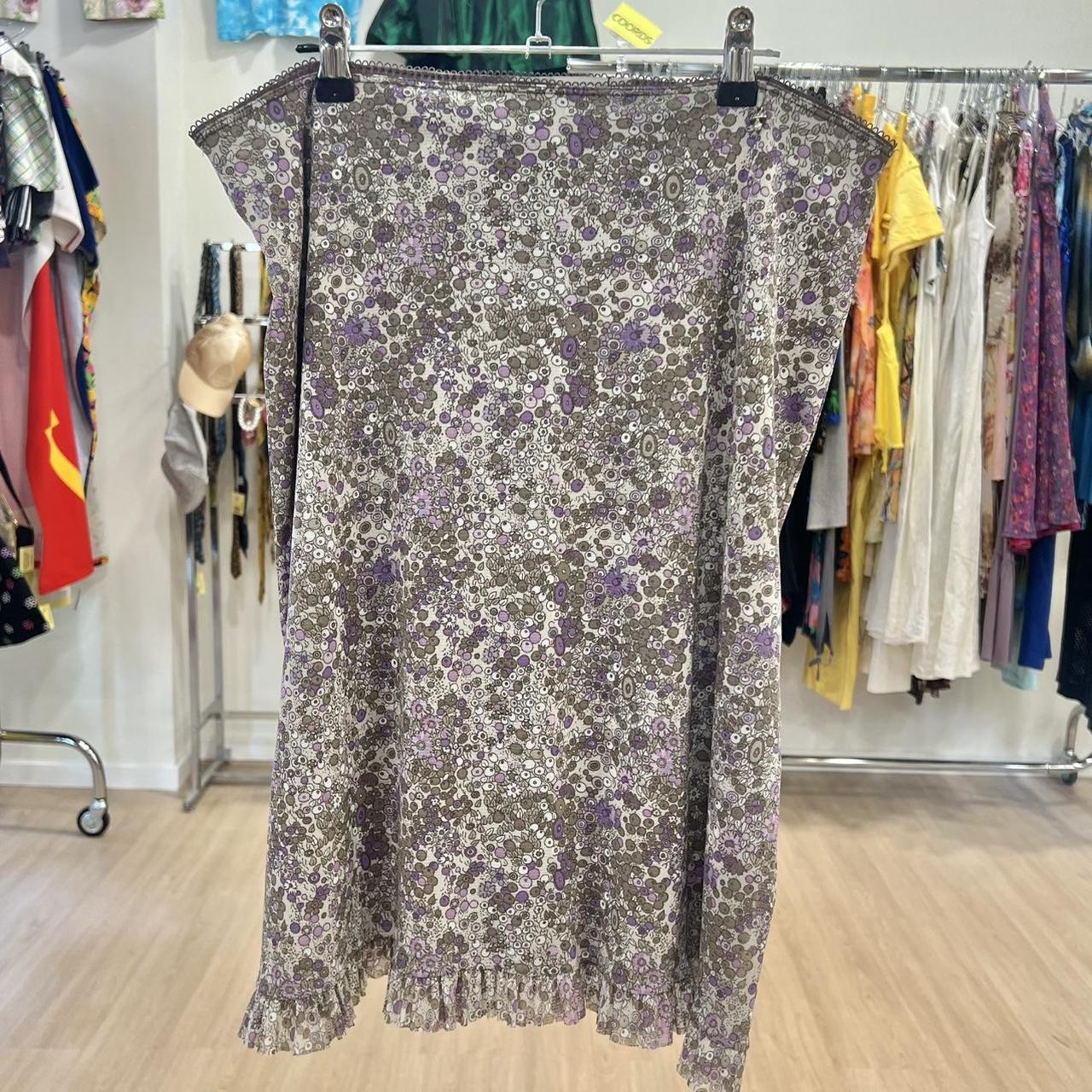 conbipel grey skirt with brown purple flowers